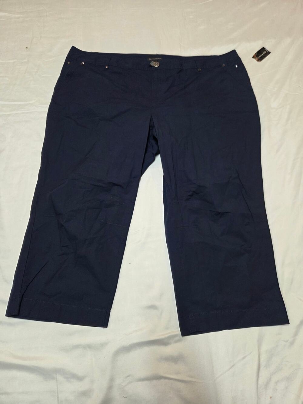 INC International Concepts Navy Capris - Wide Crop Fit